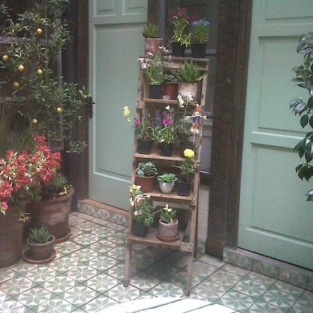 Patio Yungay Bed & Breakfast Santiago Dış mekan fotoğraf